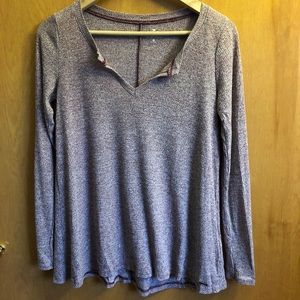holister must have long sleeve top